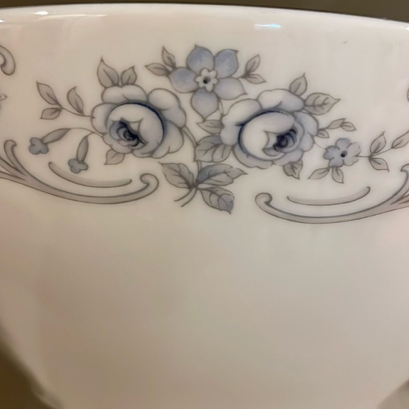 VTG- Johann Haviland Bavaria Rhineland Round Vegetable Bowl 8.25” - Picture 2 of 10